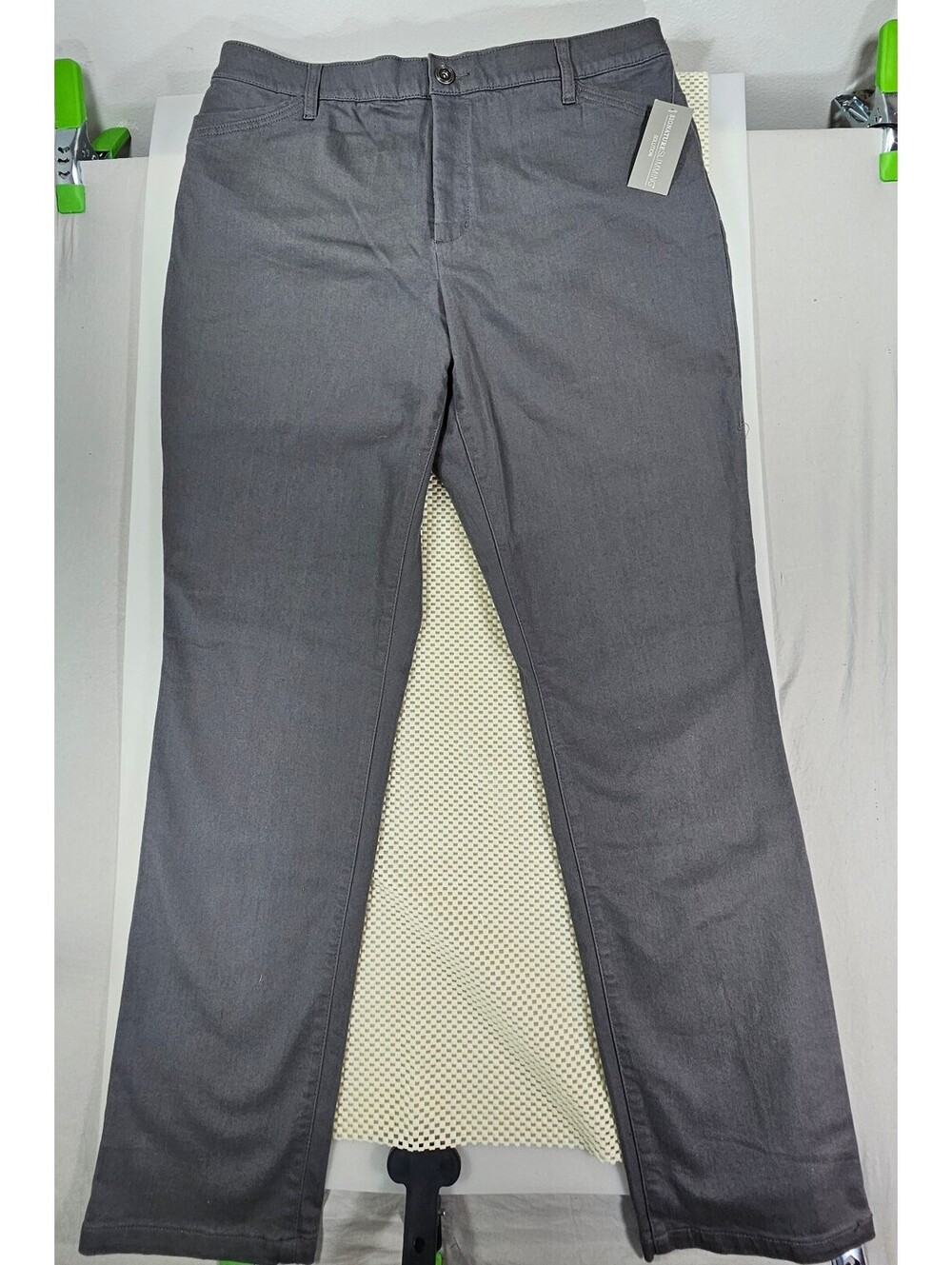 Signature Slimming Grey Classic Fit Tapered Leg Pants - Size 16W NWT